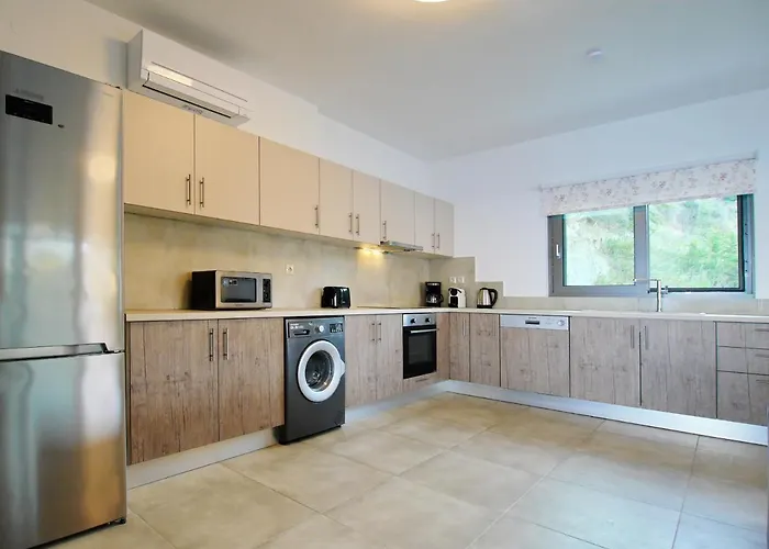 Vila Kalypso Infinity Pool *