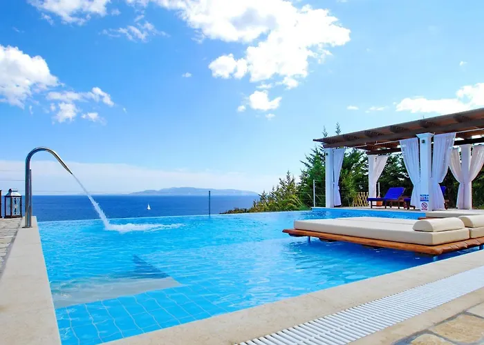 Vila Kalypso Infinity Pool *