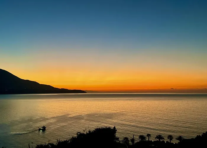 Kalypso Infinity Pool *